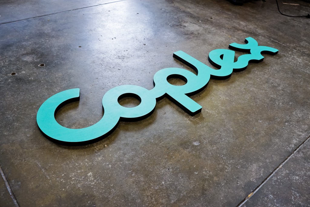 Coplex Sign