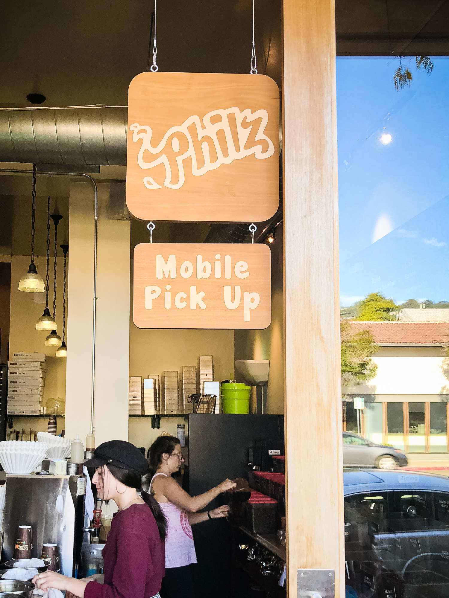 Philz Coffee Mobile Pick Up