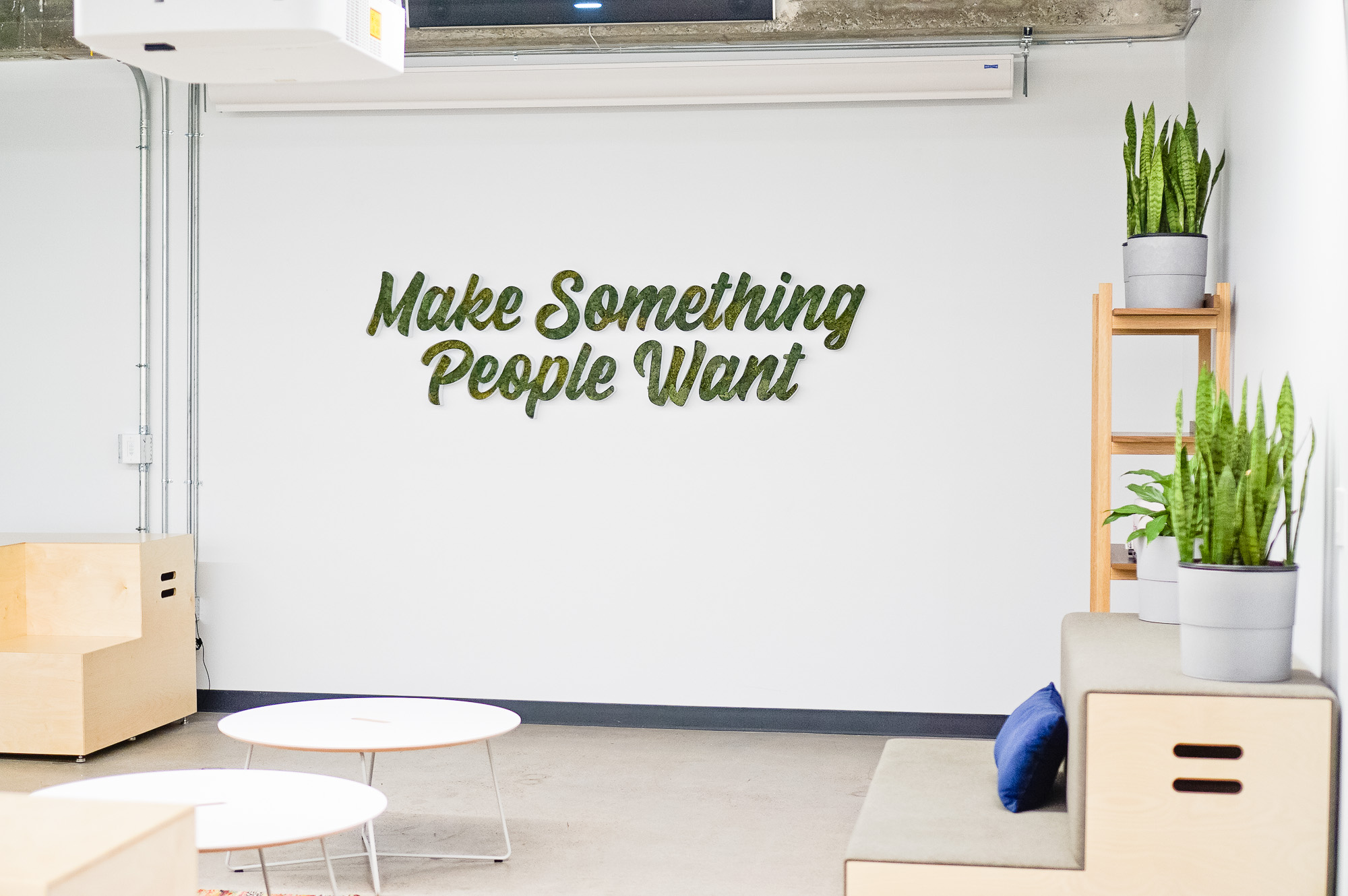 Moss-filled script sign on white wall for the San Francisco office of Streak, a relationship management platform for Gmail. Moss-filled script sign on white wall for the San Francisco office of Streak, a relationship management platform for Gmail.