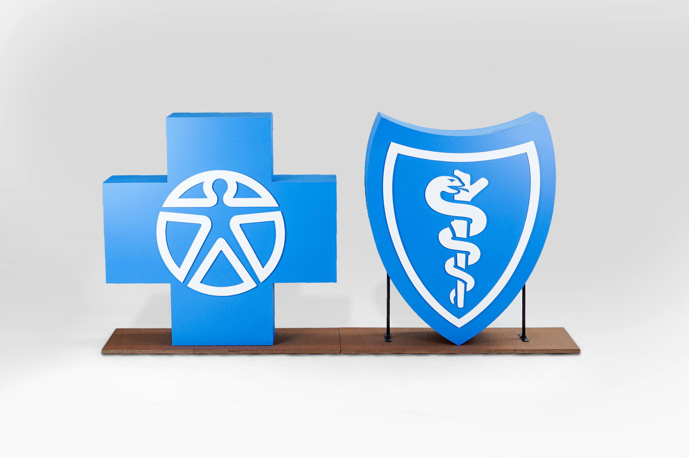 Large scale blue and white Blue Cross Blue Shield foam freestanding event logos for Aspen Event Works, a boutique event planning company specializing in creative and memorable event experiences. Large scale blue and white Blue Cross Blue Shield foam freestanding event logos for Aspen Event Works, a boutique event planning company specializing in creative and memorable event experiences.