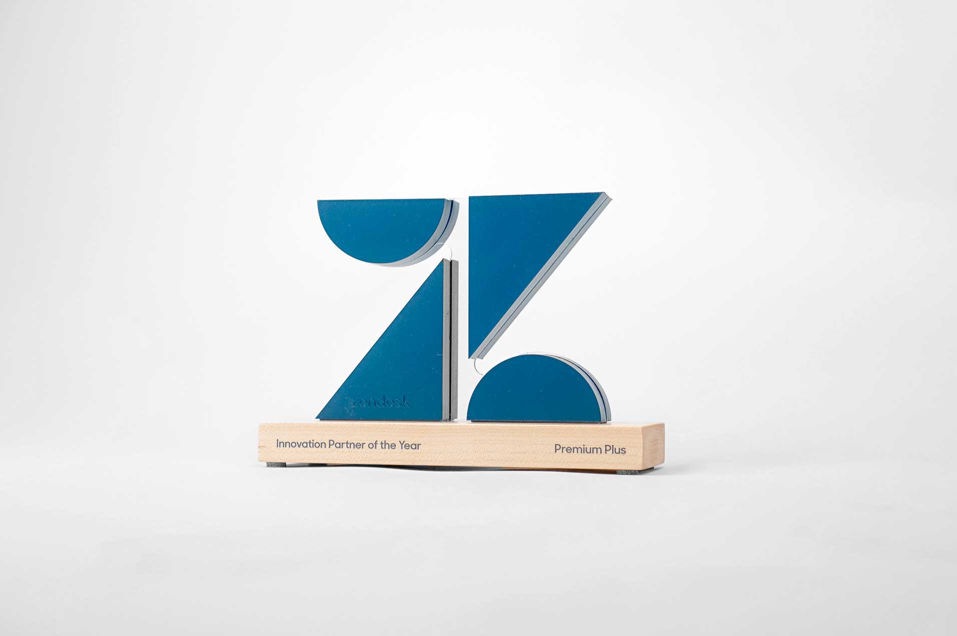 Custom cut, logo shaped partner award with optical illusion for Zendesk, a customer service software company headquartered in San Francisco, California. Custom cut, logo shaped partner award with optical illusion for Zendesk, a customer service software company headquartered in San Francisco, California.