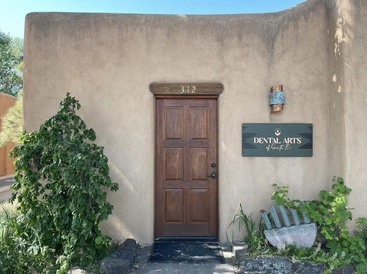 dental-arts-santa-fe-entrance