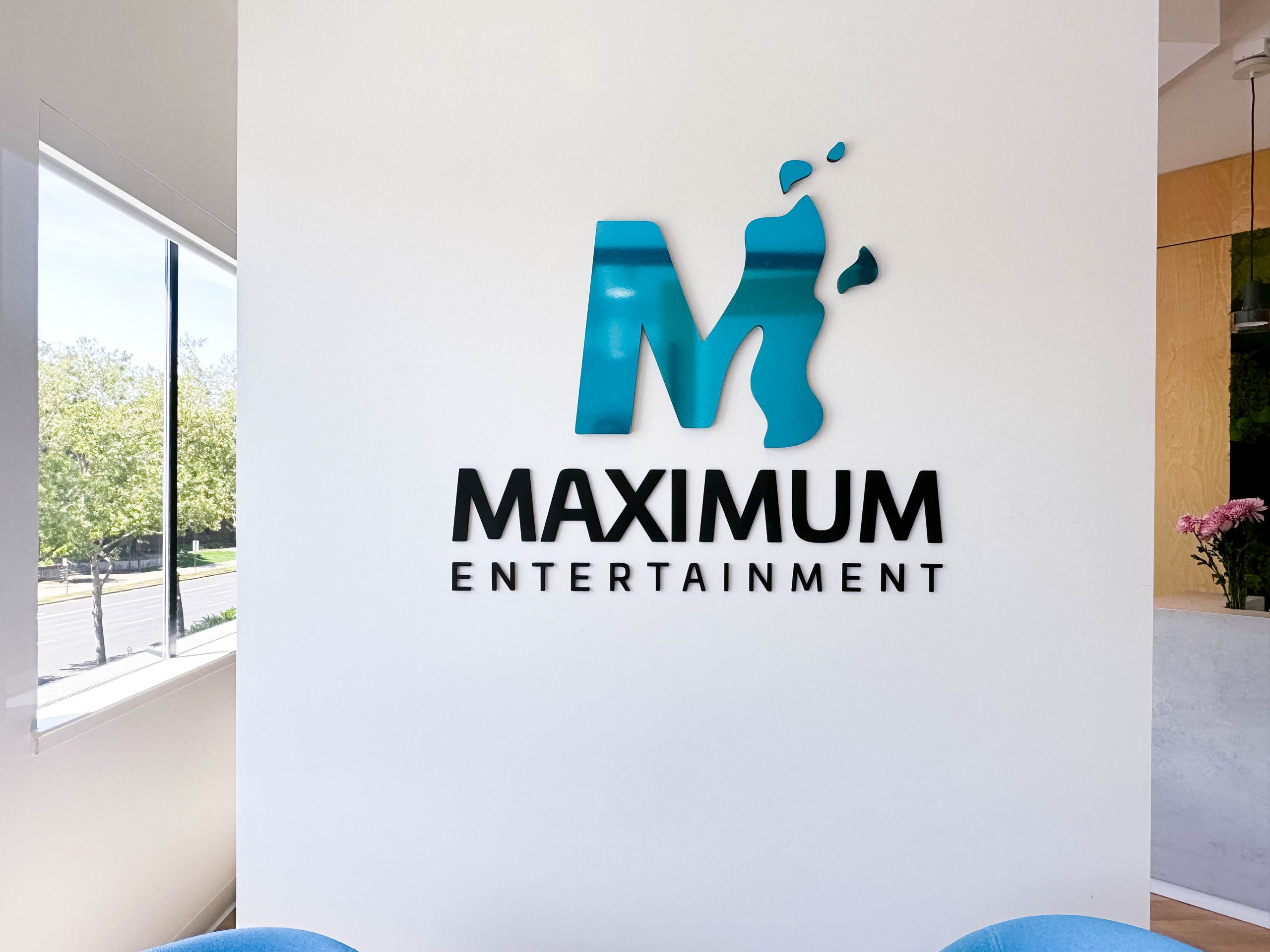 maximum-games-blue-chrome-lobby-sign-3