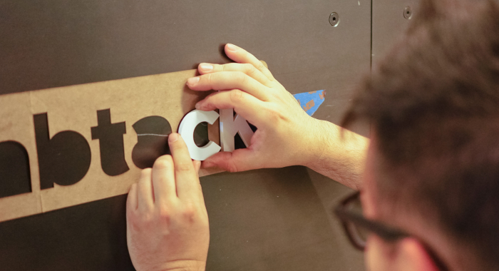 Thumbtack front desk sign process