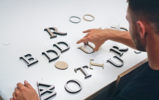 Part 5: This illustrated cheat sheet will help you add text to ADA signage like a pro