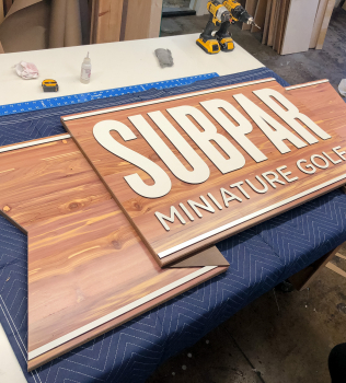 Subpar Mini Golf Ribbon Sign