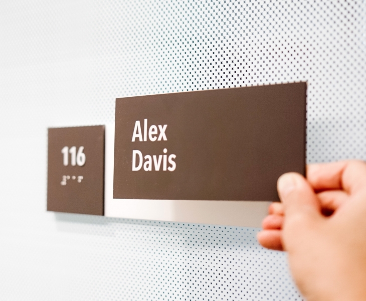 Baker McKenzie Changeable Nameplate Signage