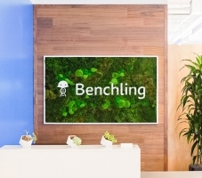 Benchling Moss Sign