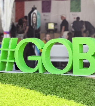 #GOBOLDLY