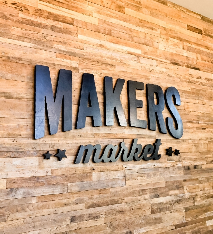 Makers Market Register Sign