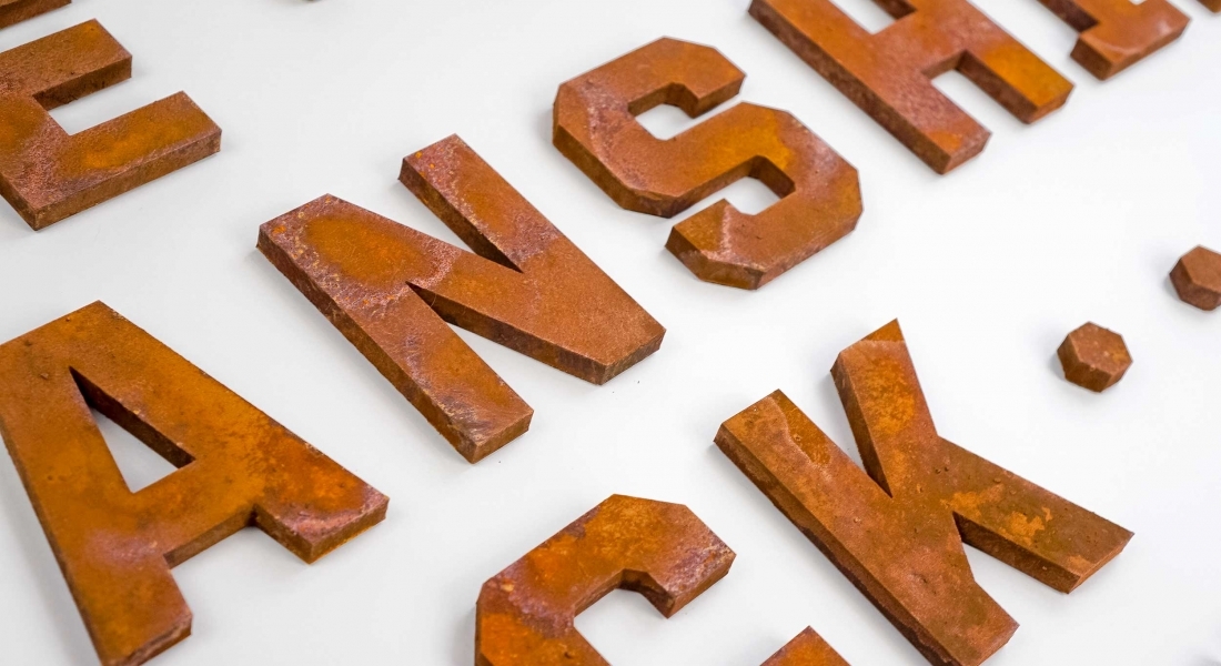 Top 10 Signs, Sixth Edition: Imported silk, avocados, and eighty years of rust