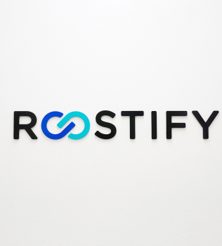 Roostify Logo