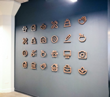 Thumbtack Wall Icons