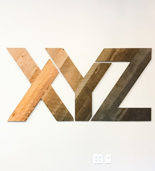 XYZ